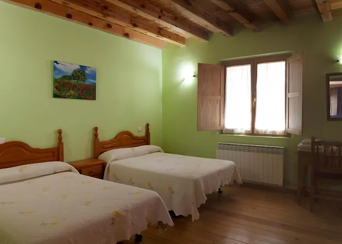 Roblejimeno Nyaraló *